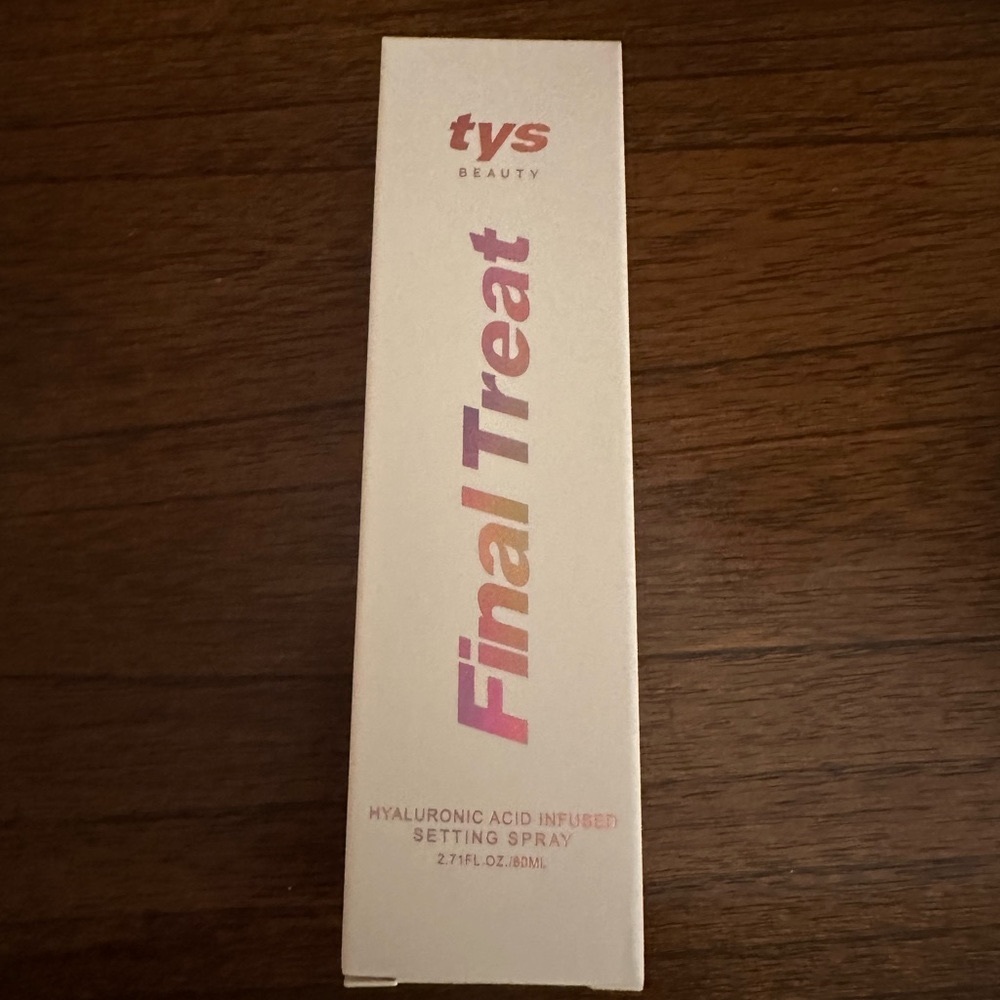 Hyaluronic acid infused setting spray - TYS Beauty. Unopened/never used